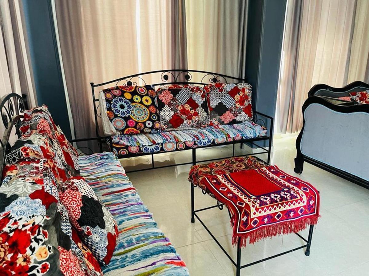 Ali Luxury *